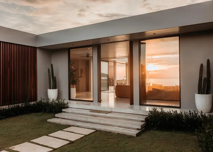 Ocean Blue Villa *